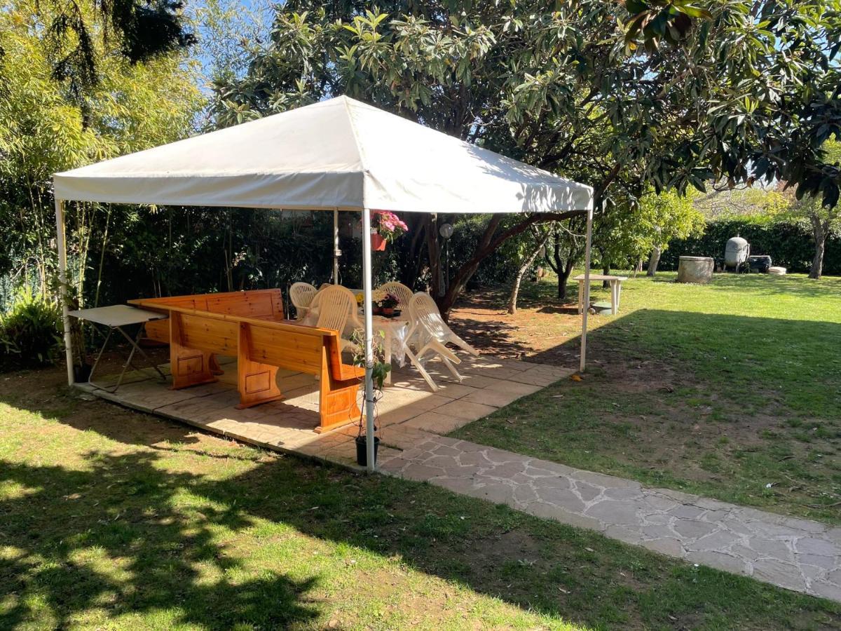 Appartamento In Villa Con Giardino Vicino Al Mare Bella Farnia Exterior foto